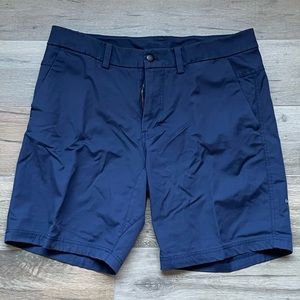 men’s Lululemon shorts.